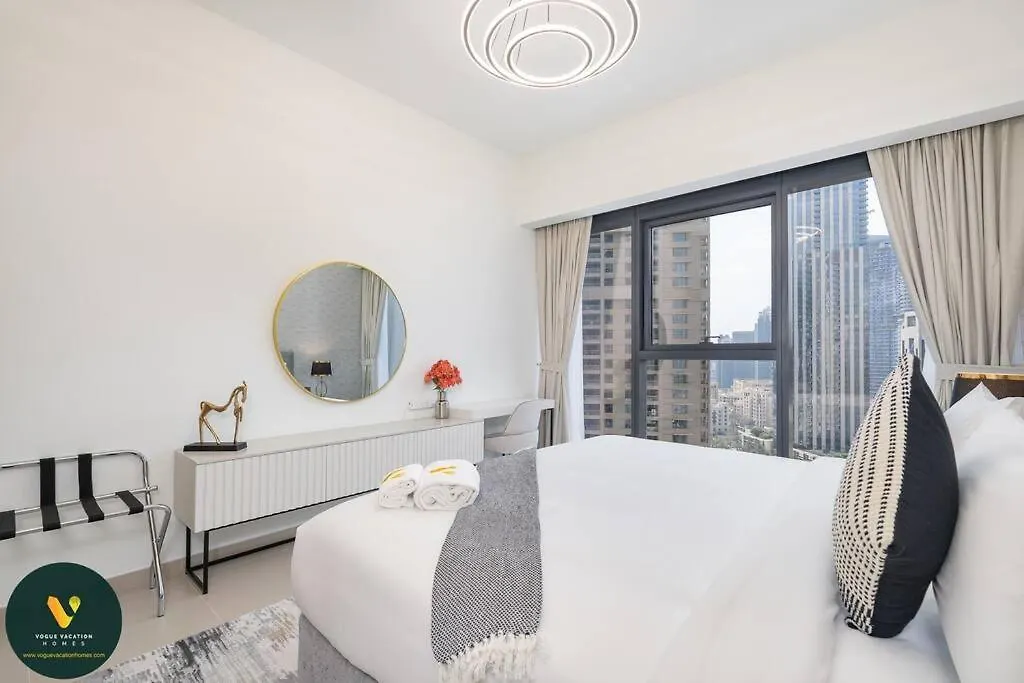 Vogue Downtown - Act 1 Act 2 Apartment Dubai